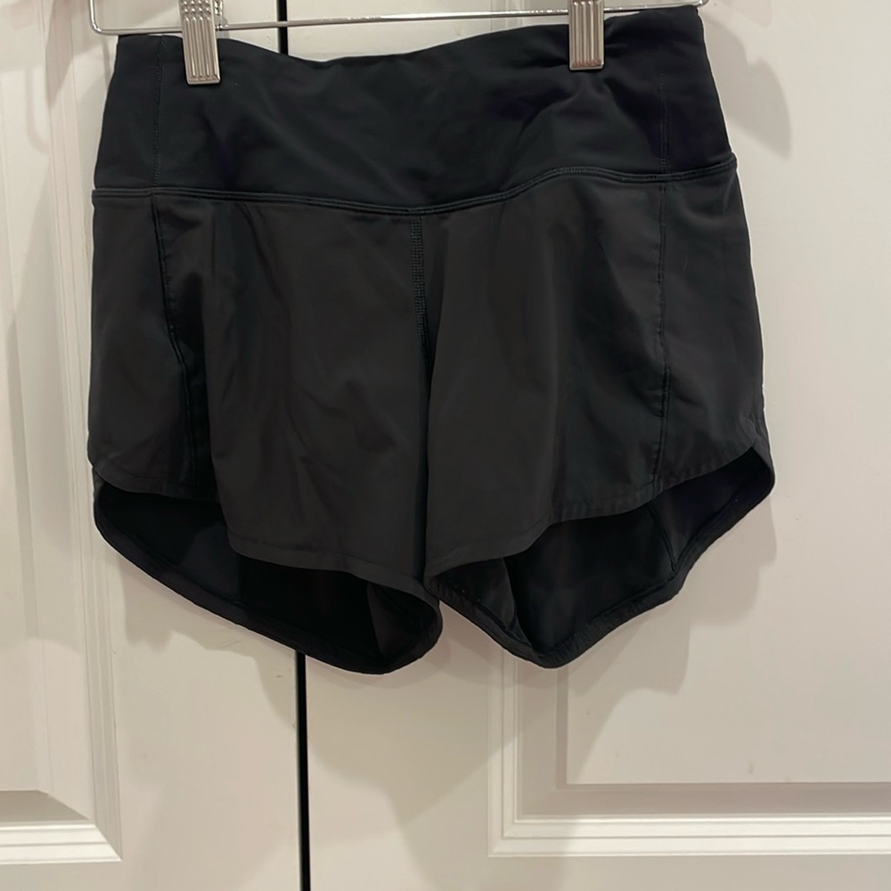 Lululemon Black 4 inch Speed up shorts